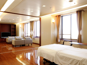 hospitalized07.jpg
